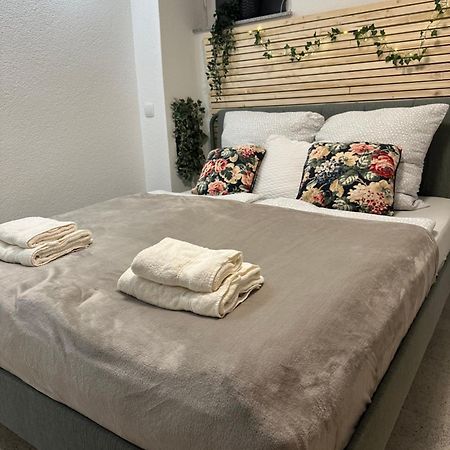 Moderne Ruhige Ferienwohnung Ubstadt-Weiher Dış mekan fotoğraf